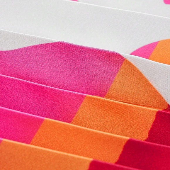 (M) MOTF FLORAL PLEATED ASYMMETRIC-NECK MIDI DRESS - Picture 4 of 7